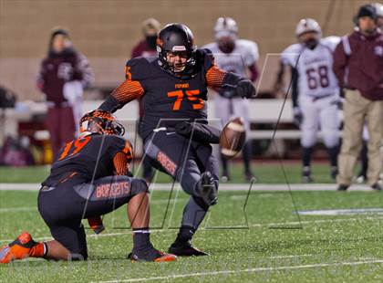 Thumbnail 3 in East Bernard vs. Refugio (UIL 2A Semifinal playoffs) photogallery.