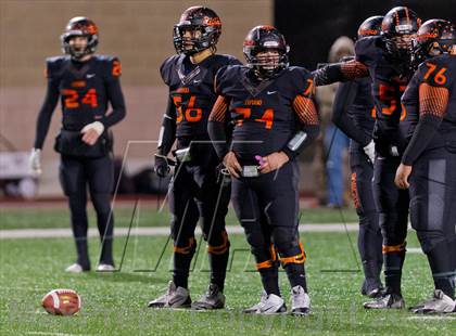 Thumbnail 1 in East Bernard vs. Refugio (UIL 2A Semifinal playoffs) photogallery.