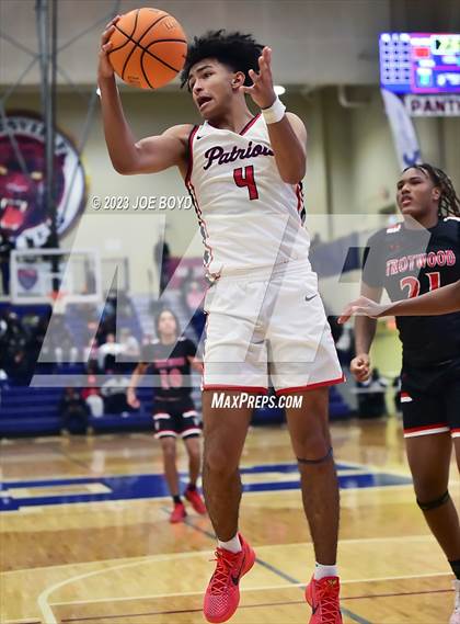 Thumbnail 3 in Trotwood-Madison @ Bob Jones photogallery.