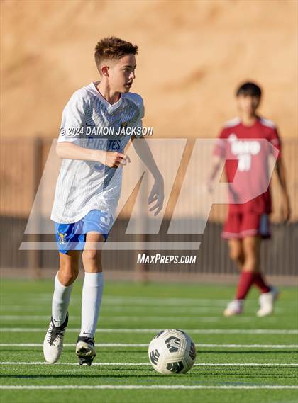 Thumbnail 3 in Elko vs Moapa Valley (JV Team Bulldog Invitational) photogallery.