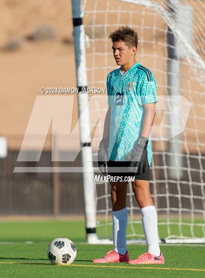 Thumbnail 1 in Elko vs Moapa Valley (JV Team Bulldog Invitational) photogallery.