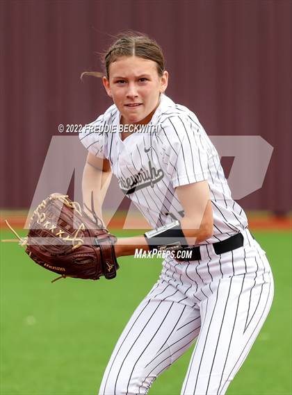 Thumbnail 1 in Whitesboro vs. Whitewright (UIL 3A Area Playoff) photogallery.