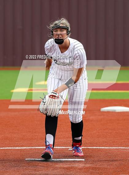 Thumbnail 3 in Whitesboro vs. Whitewright (UIL 3A Area Playoff) photogallery.