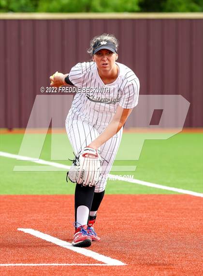 Thumbnail 3 in Whitesboro vs. Whitewright (UIL 3A Area Playoff) photogallery.