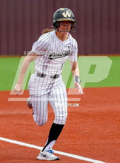 Thumbnail 1 in Whitesboro vs. Whitewright (UIL 3A Area Playoff) photogallery.