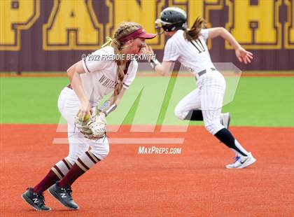 Thumbnail 3 in Whitesboro vs. Whitewright (UIL 3A Area Playoff) photogallery.