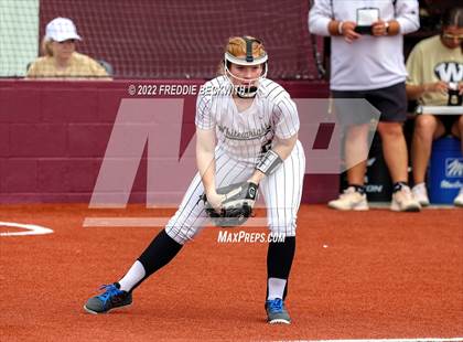 Thumbnail 3 in Whitesboro vs. Whitewright (UIL 3A Area Playoff) photogallery.