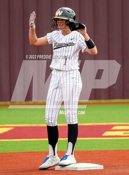 Thumbnail 3 in Whitesboro vs. Whitewright (UIL 3A Area Playoff) photogallery.