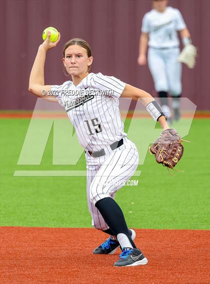 Thumbnail 3 in Whitesboro vs. Whitewright (UIL 3A Area Playoff) photogallery.