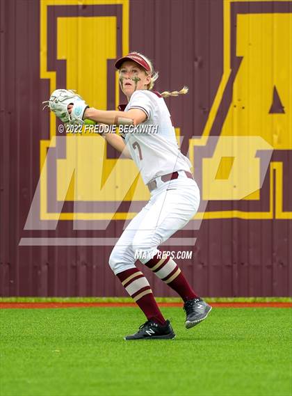Thumbnail 3 in Whitesboro vs. Whitewright (UIL 3A Area Playoff) photogallery.