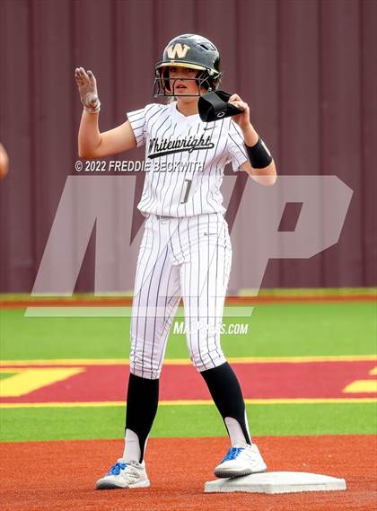 Thumbnail 2 in Whitesboro vs. Whitewright (UIL 3A Area Playoff) photogallery.