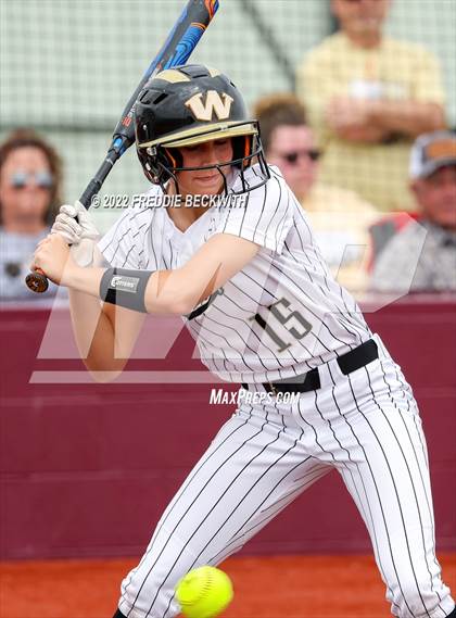 Thumbnail 2 in Whitesboro vs. Whitewright (UIL 3A Area Playoff) photogallery.