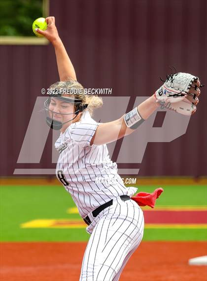Thumbnail 1 in Whitesboro vs. Whitewright (UIL 3A Area Playoff) photogallery.