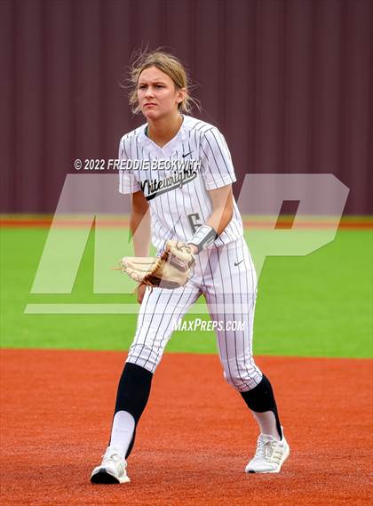 Thumbnail 1 in Whitesboro vs. Whitewright (UIL 3A Area Playoff) photogallery.