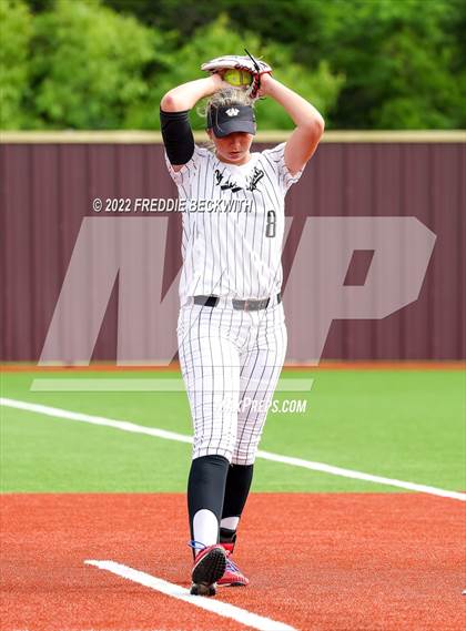 Thumbnail 1 in Whitesboro vs. Whitewright (UIL 3A Area Playoff) photogallery.