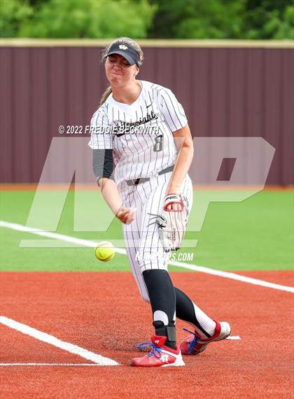 Thumbnail 2 in Whitesboro vs. Whitewright (UIL 3A Area Playoff) photogallery.