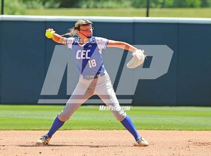 Thumbnail 3 in Neshannock vs. Conwell-Egan Catholic (PIAA 2A Championship) photogallery.