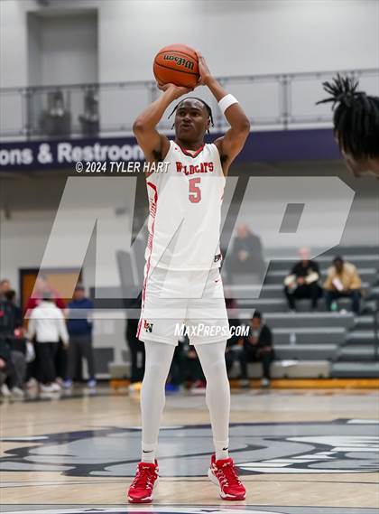 Thumbnail 2 in Lawrence North vs Gary West Side (Sneakers for Santa Shootout) photogallery.