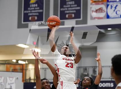 Thumbnail 1 in Lawrence North vs Gary West Side (Sneakers for Santa Shootout) photogallery.