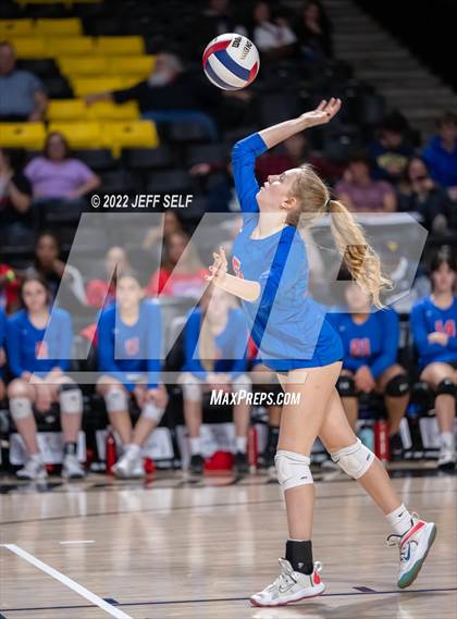 Thumbnail 3 in Charles J. Colgan vs. Alexandria City (VHSL Class 6 Final) photogallery.