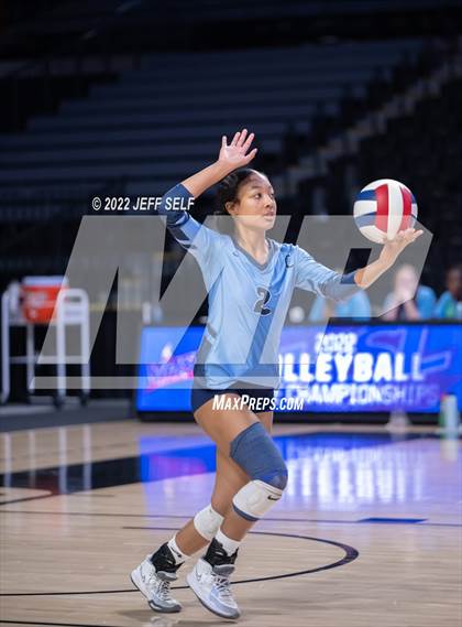 Thumbnail 2 in Charles J. Colgan vs. Alexandria City (VHSL Class 6 Final) photogallery.