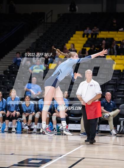 Thumbnail 2 in Charles J. Colgan vs. Alexandria City (VHSL Class 6 Final) photogallery.