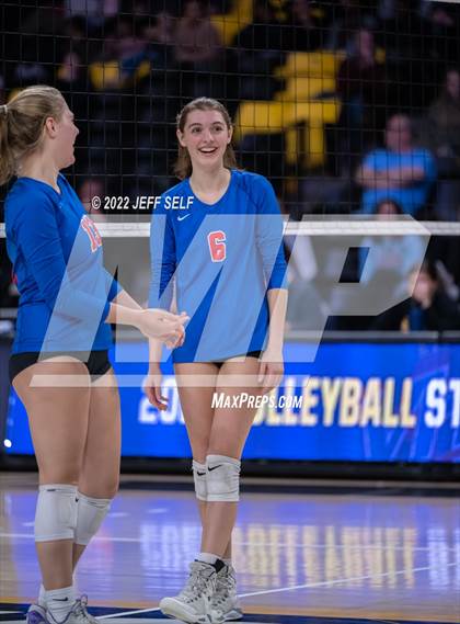 Thumbnail 2 in Charles J. Colgan vs. Alexandria City (VHSL Class 6 Final) photogallery.