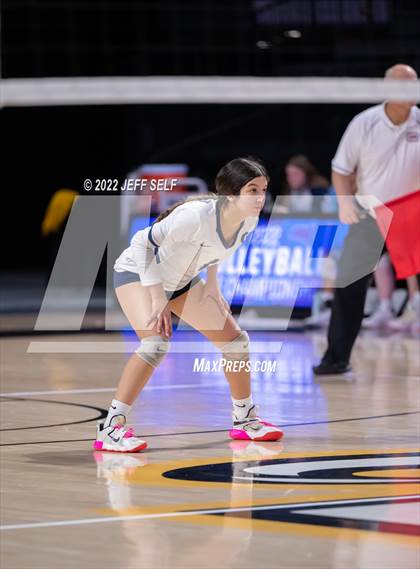 Thumbnail 3 in Charles J. Colgan vs. Alexandria City (VHSL Class 6 Final) photogallery.