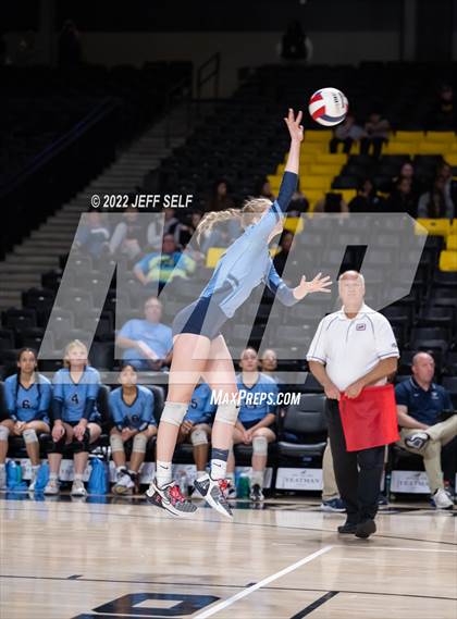 Thumbnail 3 in Charles J. Colgan vs. Alexandria City (VHSL Class 6 Final) photogallery.