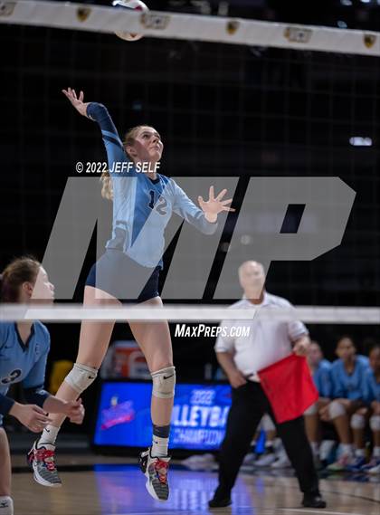 Thumbnail 1 in Charles J. Colgan vs. Alexandria City (VHSL Class 6 Final) photogallery.