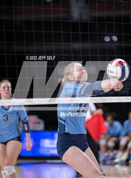 Thumbnail 1 in Charles J. Colgan vs. Alexandria City (VHSL Class 6 Final) photogallery.