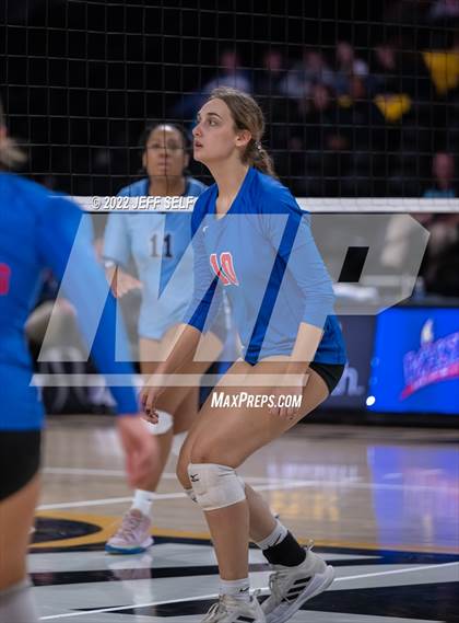 Thumbnail 1 in Charles J. Colgan vs. Alexandria City (VHSL Class 6 Final) photogallery.
