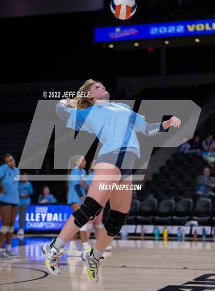 Thumbnail 1 in Charles J. Colgan vs. Alexandria City (VHSL Class 6 Final) photogallery.