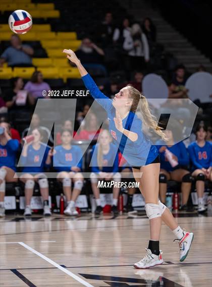 Thumbnail 1 in Charles J. Colgan vs. Alexandria City (VHSL Class 6 Final) photogallery.