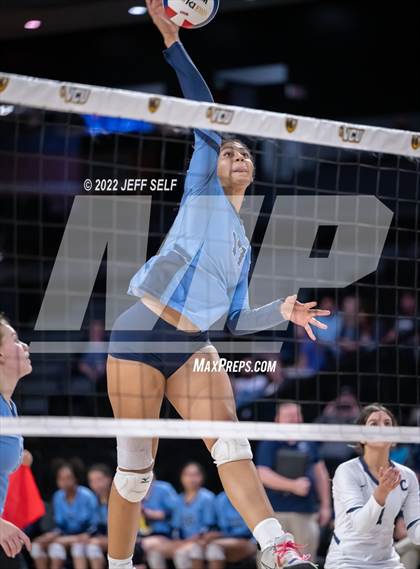 Thumbnail 1 in Charles J. Colgan vs. Alexandria City (VHSL Class 6 Final) photogallery.