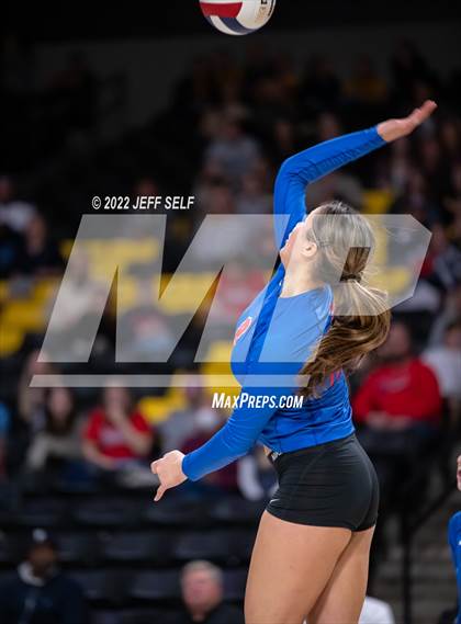 Thumbnail 2 in Charles J. Colgan vs. Alexandria City (VHSL Class 6 Final) photogallery.