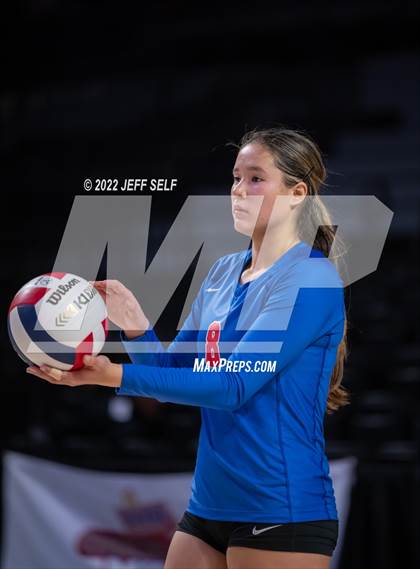 Thumbnail 3 in Charles J. Colgan vs. Alexandria City (VHSL Class 6 Final) photogallery.