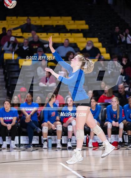 Thumbnail 2 in Charles J. Colgan vs. Alexandria City (VHSL Class 6 Final) photogallery.