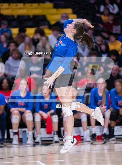 Thumbnail 1 in Charles J. Colgan vs. Alexandria City (VHSL Class 6 Final) photogallery.