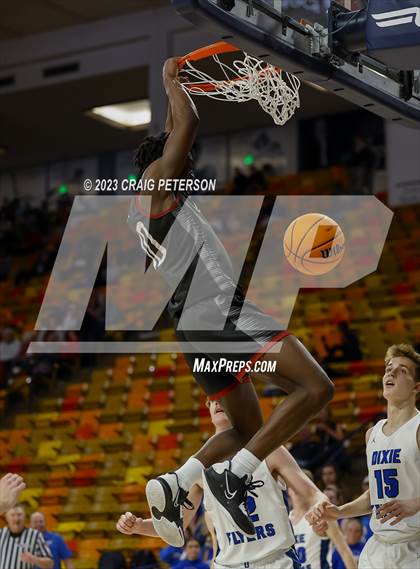 Thumbnail 2 in Dixie vs. Layton Christian Academy (UHSAA 4A Semifinal) photogallery.