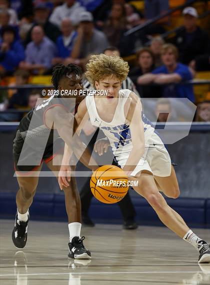 Thumbnail 2 in Dixie vs. Layton Christian Academy (UHSAA 4A Semifinal) photogallery.