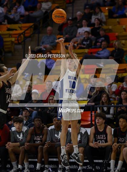 Thumbnail 2 in Dixie vs. Layton Christian Academy (UHSAA 4A Semifinal) photogallery.