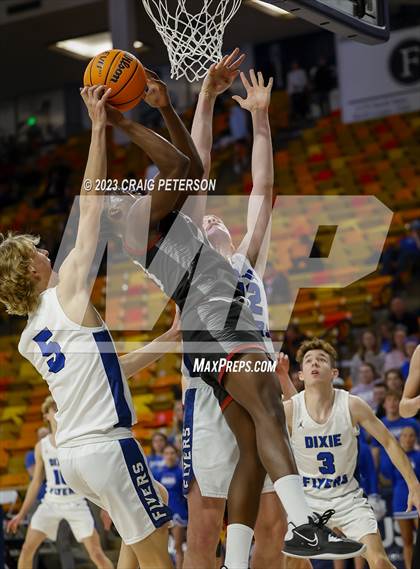 Thumbnail 2 in Dixie vs. Layton Christian Academy (UHSAA 4A Semifinal) photogallery.