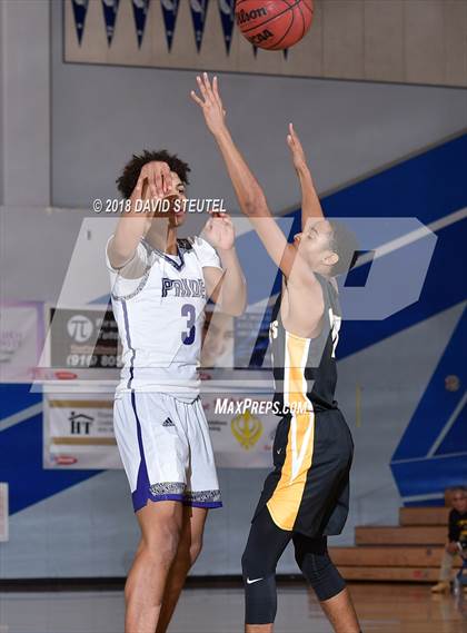 Thumbnail 1 in Rio Linda vs. Bradshaw Christian (Folsom Bulldog Classic) photogallery.