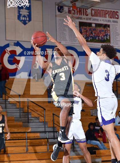 Thumbnail 1 in Rio Linda vs. Bradshaw Christian (Folsom Bulldog Classic) photogallery.