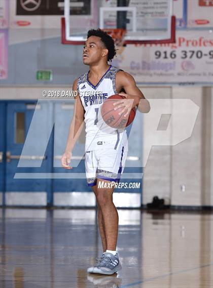 Thumbnail 1 in Rio Linda vs. Bradshaw Christian (Folsom Bulldog Classic) photogallery.