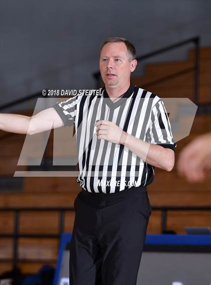 Thumbnail 2 in Rio Linda vs. Bradshaw Christian (Folsom Bulldog Classic) photogallery.