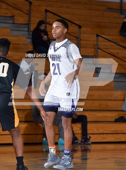 Thumbnail 1 in Rio Linda vs. Bradshaw Christian (Folsom Bulldog Classic) photogallery.