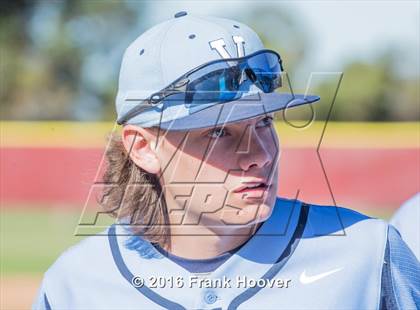 Thumbnail 3 in Valor Christian vs. Mira Mesa photogallery.