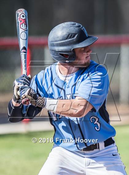Thumbnail 2 in Valor Christian vs. Mira Mesa photogallery.